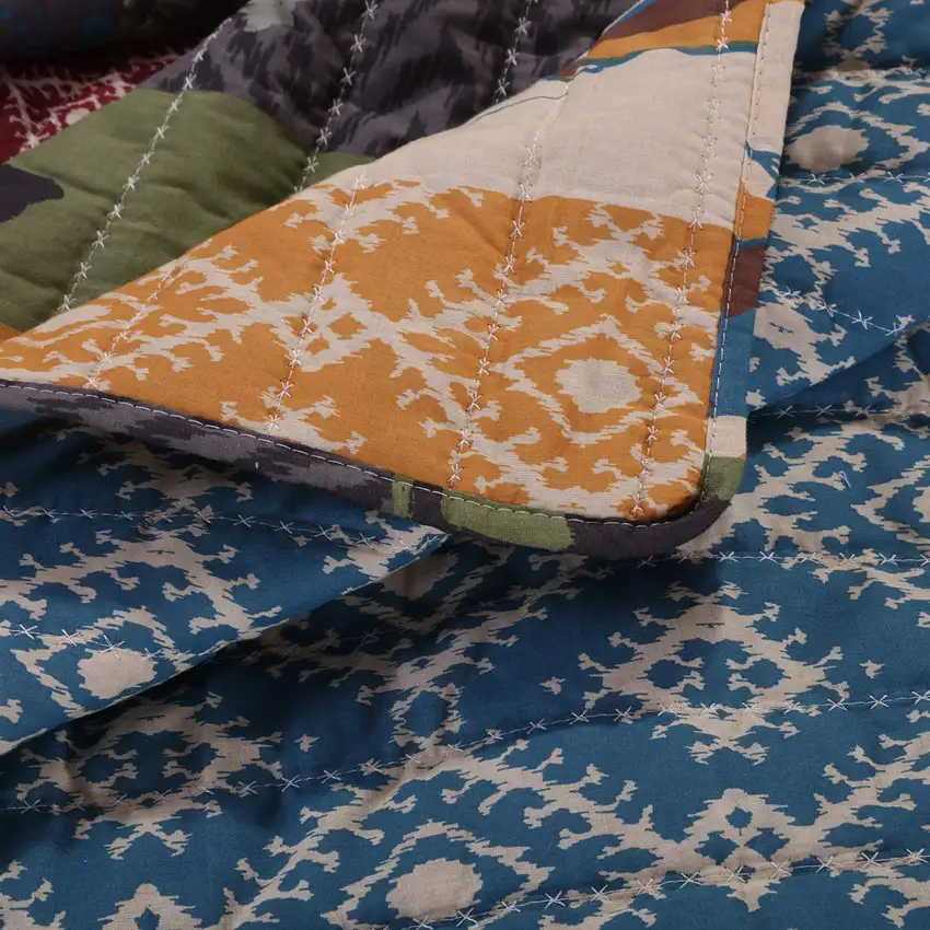 2 Piece Twin Size Quilt Set with Nature Inspired Print Photo 3