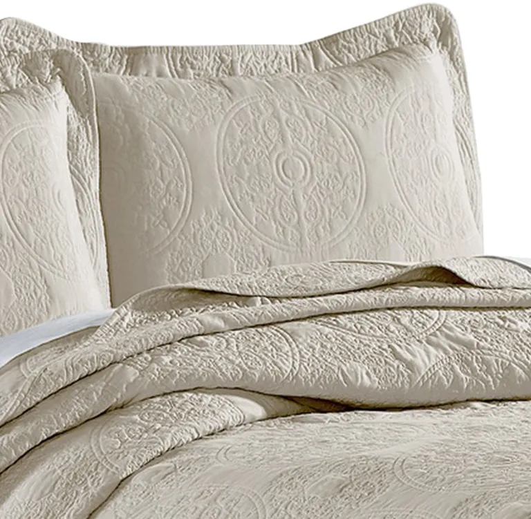 Ada 3 Piece Microfiber King Size Quilt Set, Mandala Embroidery Photo 2
