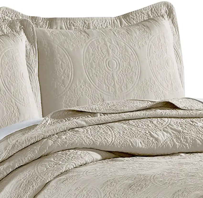 Ada 3 Piece Microfiber King Size Quilt Set, Mandala Embroidery Photo 2