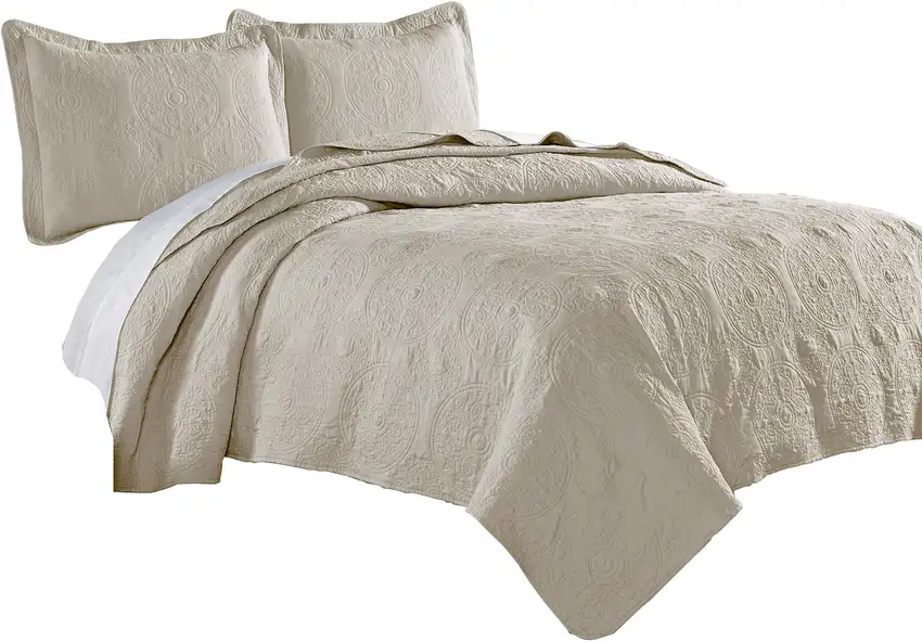 Ada 3 Piece Microfiber King Size Quilt Set, Mandala Embroidery Photo 1