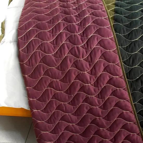 Angels Walk on Through -  3PC Vermicelli-Quilted Patchwork Quilt Set (Full/Queen Size) Photo 3