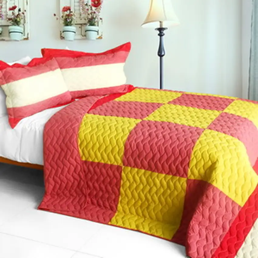 Anna love -  3PC Vermicelli-Quilted Patchwork Quilt Set (Full/Queen Size) Photo 1