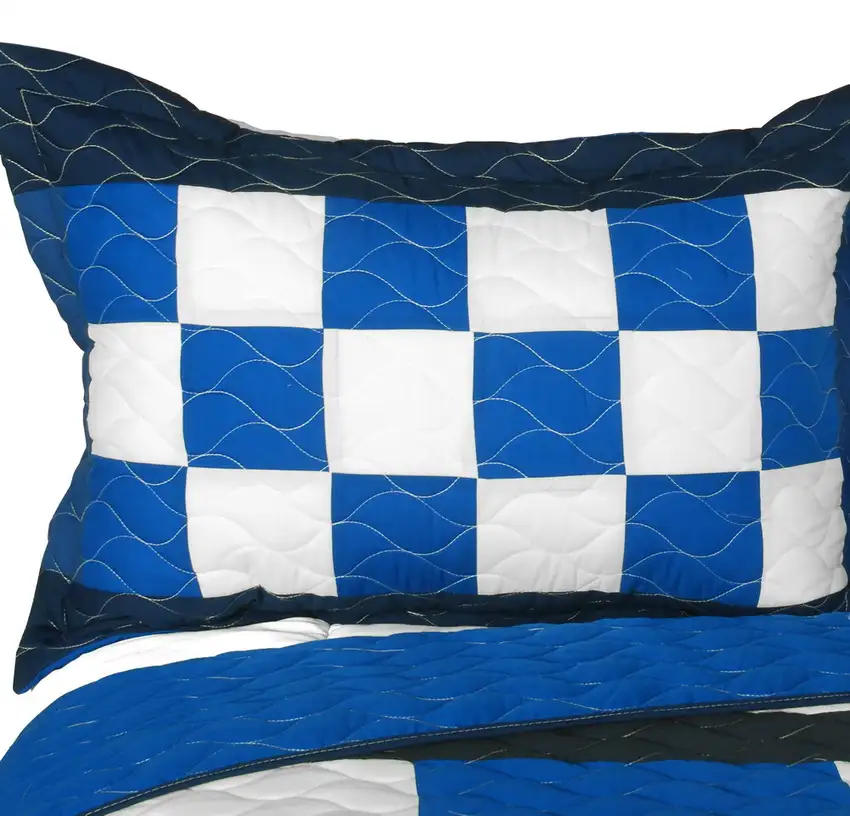 Anything is Possible -  Vermicelli-Quilted Patchwork Plaid Quilt Set Full/Queen Photo 2