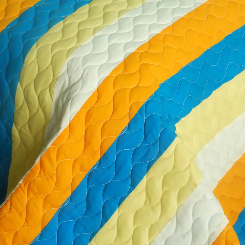 Beautiful As It Is -  3PC Vermicelli-Quilted Patchwork Quilt Set (Full/Queen Size) Photo 4