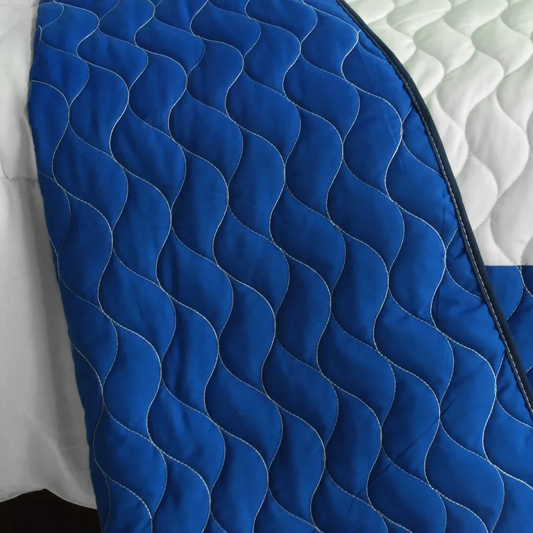 Beginning - Vermicelli-Quilted Patchwork Geometric Quilt Set Full/Queen Photo 3