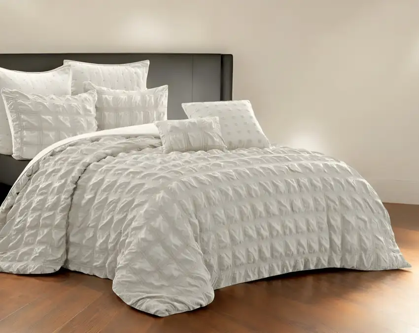 Beige King Polyester 180 Thread Count Washable Duvet Cover Set Photo 2
