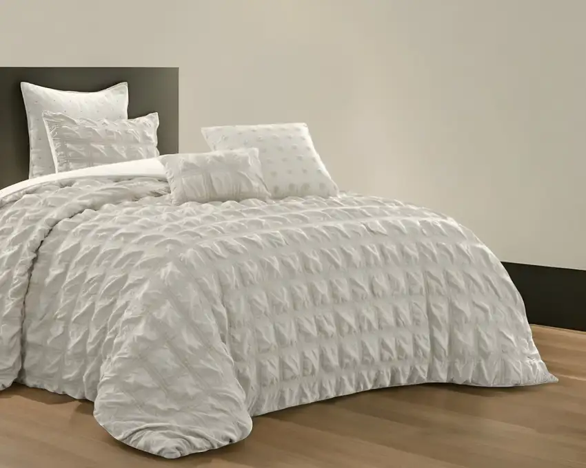 Beige Twin Polyester 180 Thread Count Washable Duvet Cover Set Photo 1