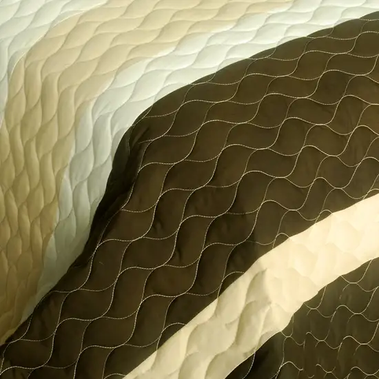 Best Home Decoration -  3PC Vermicelli-Quilted Patchwork Quilt Set (Full/Queen Size) Photo 4