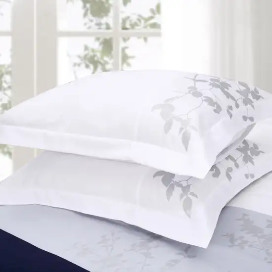 Blue And White Queen Cotton Washable Duvet Cover Set With Two Shams Photo 4