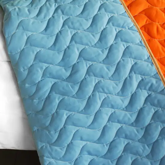 Blue World -  3PC Vermicelli-Quilted Patchwork Quilt Set (Full/Queen Size) Photo 3