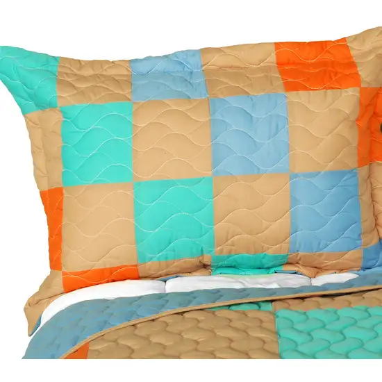 Blue World -  3PC Vermicelli-Quilted Patchwork Quilt Set (Full/Queen Size) Photo 2