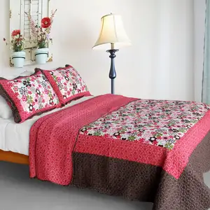 Photo of Candy Floral - Cotton 3PC Vermicelli-Quilted Patchwork Quilt Set (Full/Queen Size)