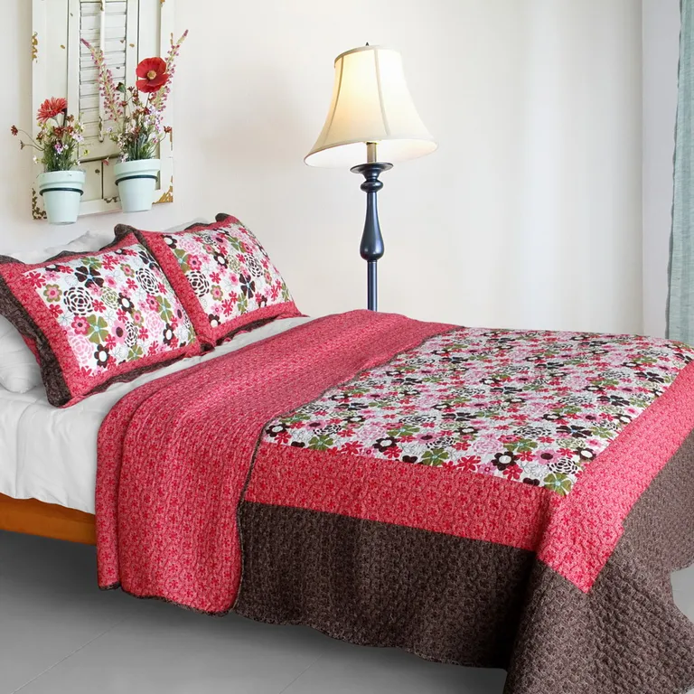 Candy Floral - Cotton 3PC Vermicelli-Quilted Patchwork Quilt Set (Full/Queen Size) Photo 1