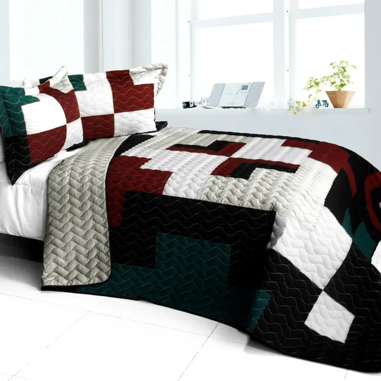 Cheerful Kissing Fish - 3PC Vermicelli - Quilted Patchwork Quilt Set (Full/Queen Size) Photo 1