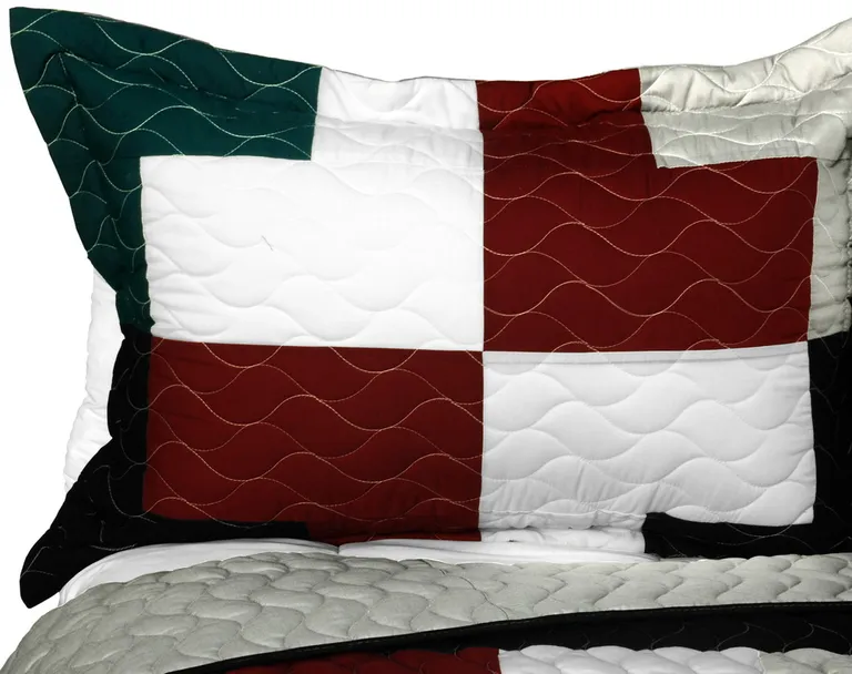 Cheerful Kissing Fish - 3PC Vermicelli - Quilted Patchwork Quilt Set (Full/Queen Size) Photo 2