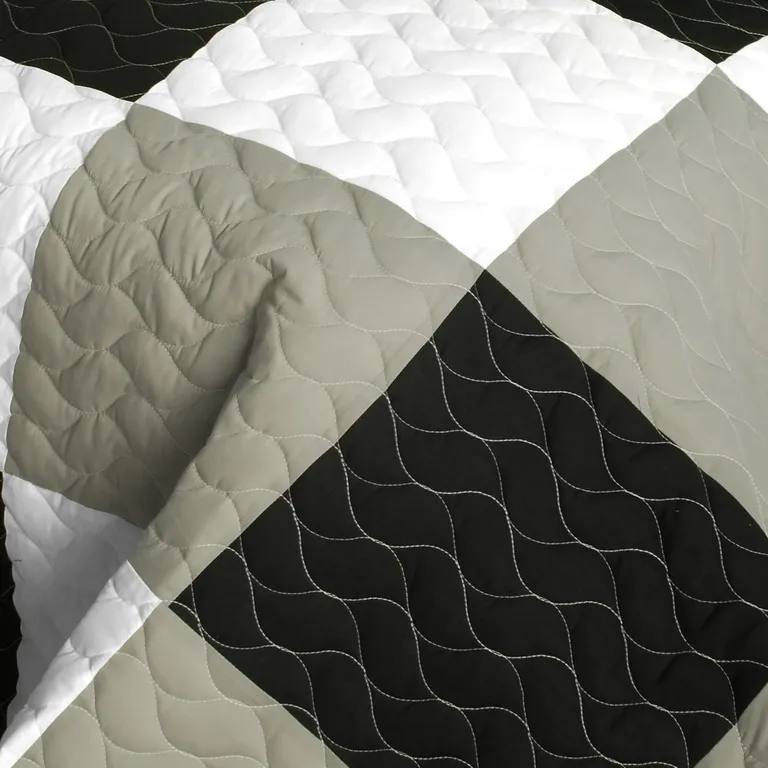 City Light - B - Vermicelli-Quilted Patchwork Plaid Quilt Set Full/Queen Photo 4