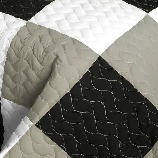 City Light - B -  Vermicelli-Quilted Patchwork Plaid Quilt Set Full/Queen Photo 4