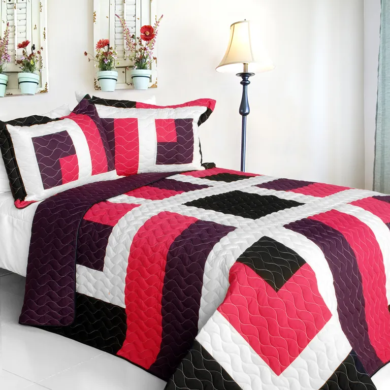 City of Wine - 3PC Vermicelli-Quilted Patchwork Quilt Set (Full/Queen Size) Photo 1