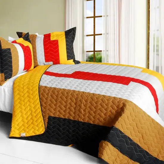 Classic Playbook - B -  Vermicelli-Quilted Patchwork Striped Quilt Set Full/Queen Photo 1