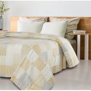 Photo of Cream Knitted Cotton Geometric Throw