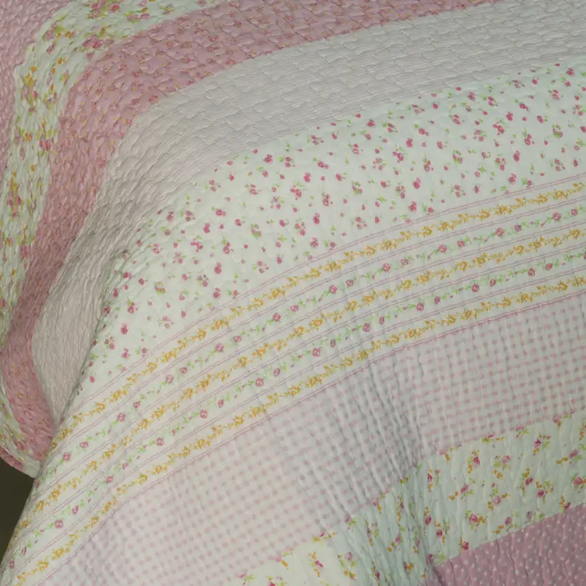 Crystal Soul -  100% Cotton 3PC Vermicelli-Quilted Patchwork Quilt Set (Full/Queen Size) Photo 3