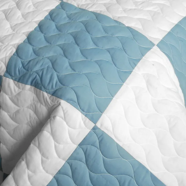 Cute Little Princess - 3PC Vermicelli-Quilted Patchwork Quilt Set (Full/Queen Size) Photo 4