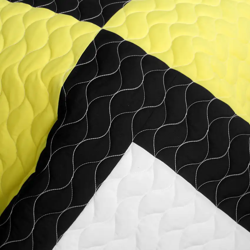 Dawn and Sunset -  Brand New Vermicelli-Quilted Patchwork Quilt Set Full/Queen Photo 5