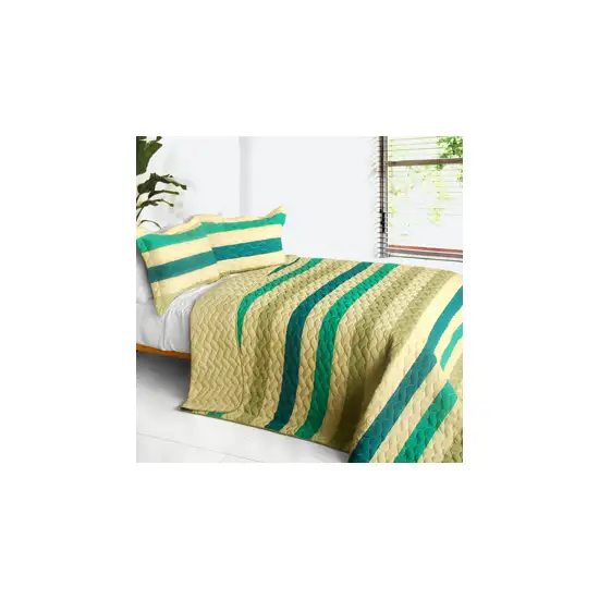 Distant Lands -  3PC Patchwork Quilt Set (Full/Queen Size) Photo