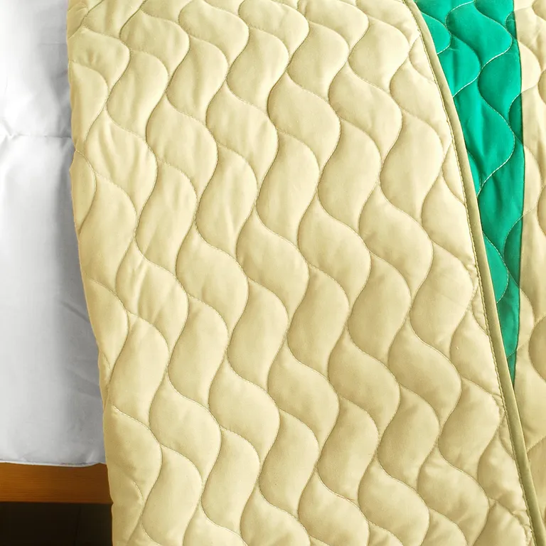 Distant Lands - 3PC Patchwork Quilt Set (Full/Queen Size) Photo 2