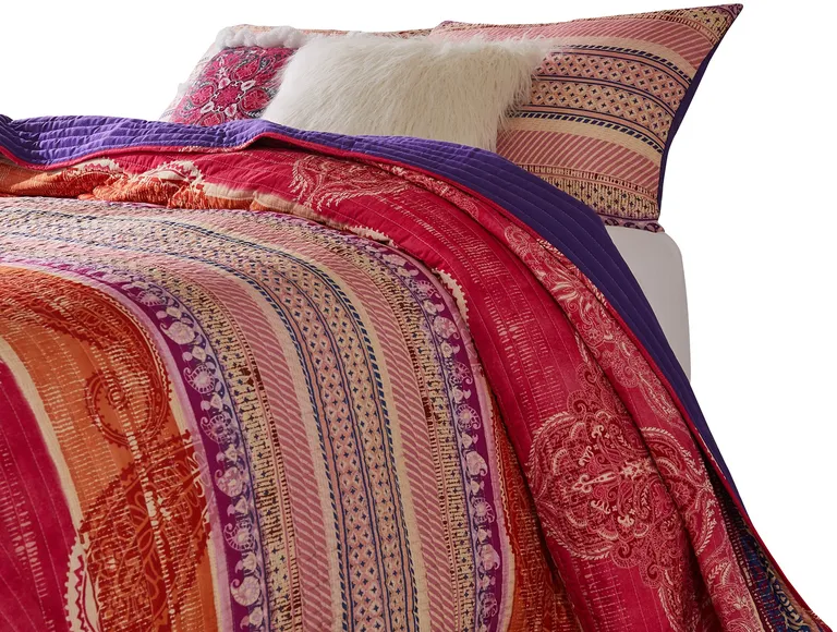 Dora 3 Piece Bohemian King Quilt Set, Medallion, Paisley Photo 3