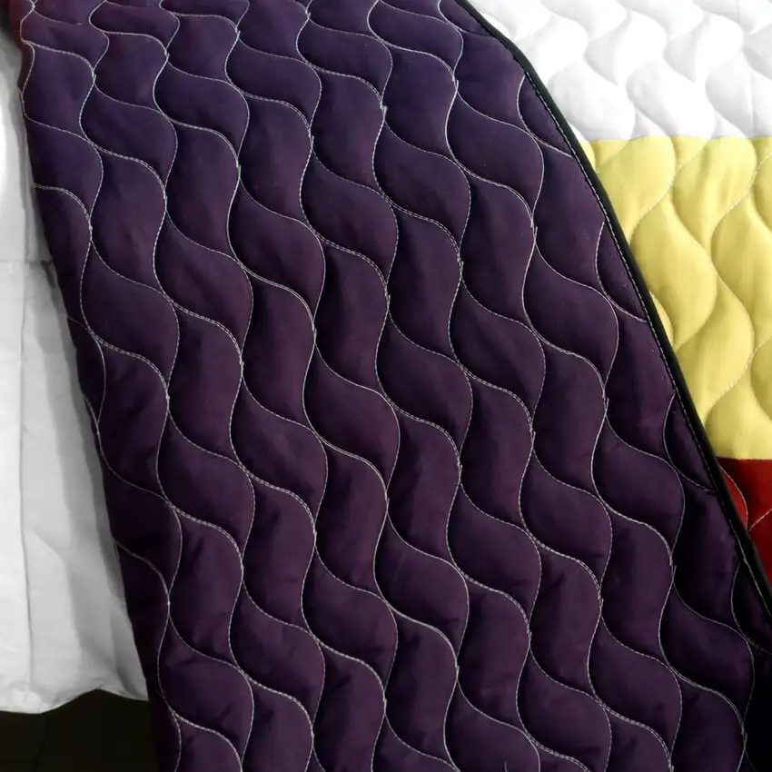 Dreams of Love -  3PC Vermicelli - Quilted Patchwork Quilt Set (Full/Queen Size) Photo 4