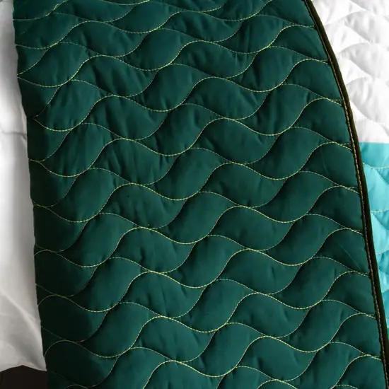 Elissa Love -  Vermicelli-Quilted Patchwork Geometric Quilt Set Full/Queen Photo 3