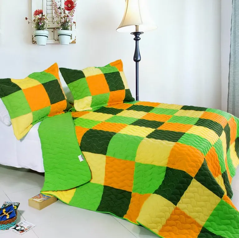 Energetic - 3PC Vermicelli-Quilted Patchwork Quilt Set (Full/Queen Size) Photo 4