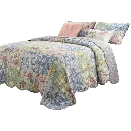 Eni 3 Piece California King Cotton Quilt Set, Pastel Blue Flower Design Photo 3