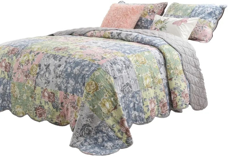 Eni 3 Piece California King Cotton Quilt Set, Pastel Blue Flower Design Photo 3