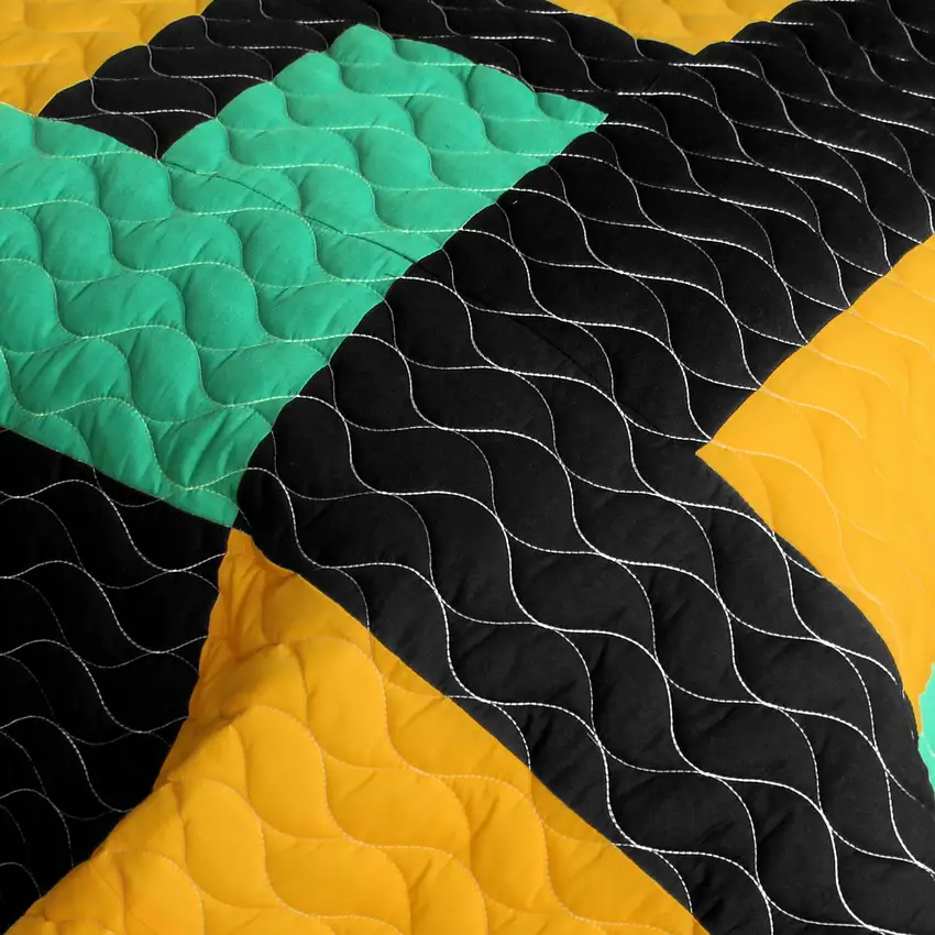 Faithful Pray -  3PC Vermicelli - Quilted Patchwork Quilt Set (Full/Queen Size) Photo 5
