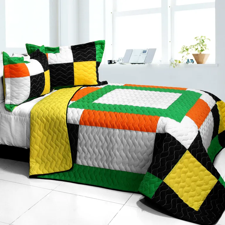 Flowing Light - 3PC Vermicelli - Quilted Patchwork Quilt Set (Full/Queen Size) Photo 1