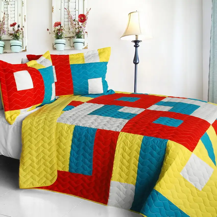 Flying Chess -  3PC Vermicelli-Quilted Patchwork Quilt Set (Full/Queen Size) Photo 1