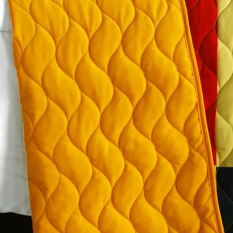 Football Glory - 3PC Vermicelli-Quilted Patchwork Quilt Set (Full/Queen Size) Photo 3