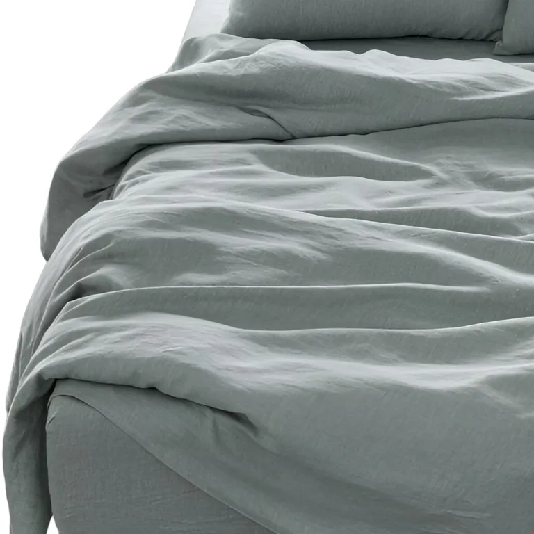 Four Piece Linen Sheet Set Photo 4