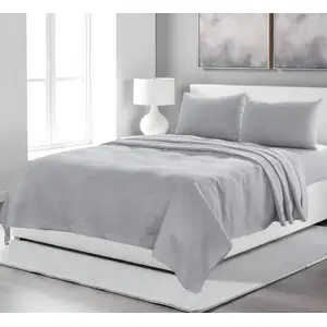 Photo of Four Piece Linen Sheet Set
