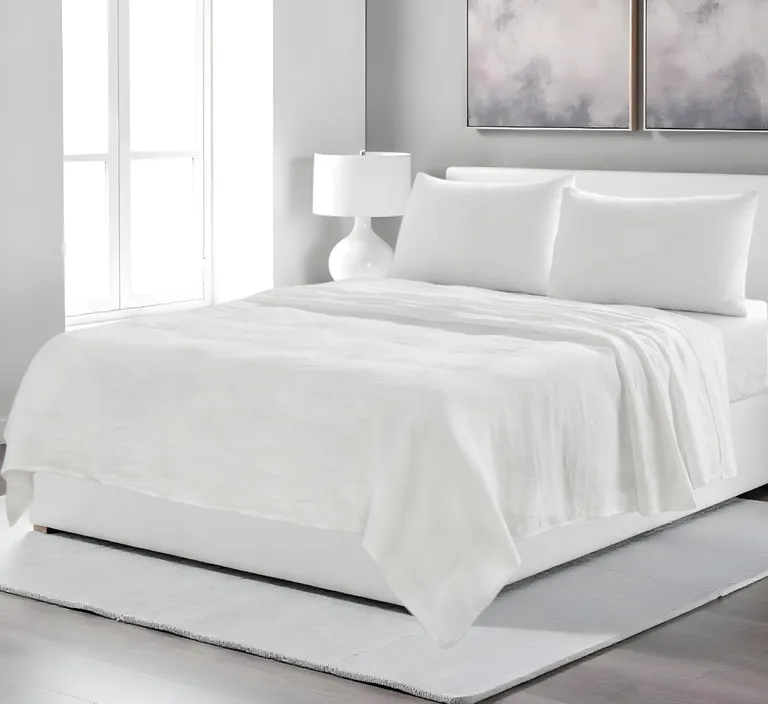 Four Piece Linen Sheet Set Photo 2
