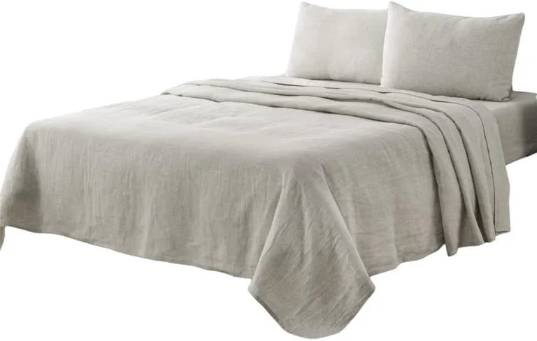 Four Piece Linen Sheet Set Photo 4
