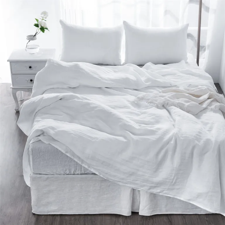 Four Piece White Linen  Double Sheet Set Photo 5