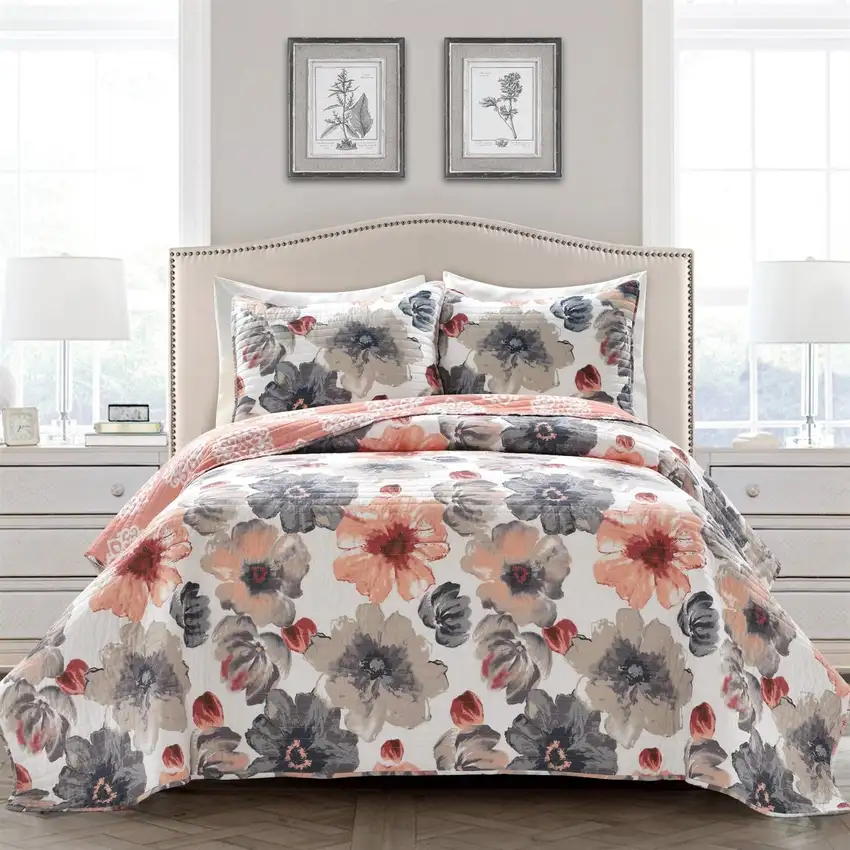 Full/Queen Coral Grey Flowers Lightweight Polyester Microfiber Quilt Set Photo 1