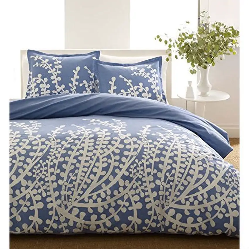 Full / Queen 100-Percent Cotton 3-Piece Comforter Set with Blue White Floral Branch Pattern Photo 1