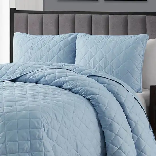Full/Queen 3-Piece Light Blue Polyester Microfiber Reversible Diamond Quilt Set Photo 3