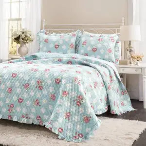 Photo of Vintage Rose Ruffle Light/Thin Quilt Set