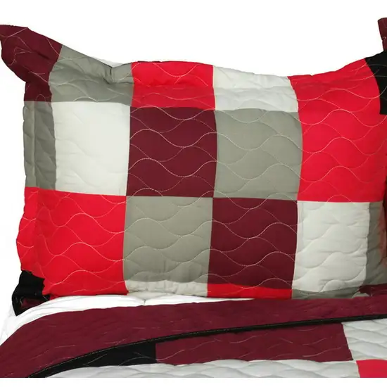 Girls daydream -  3PC Vermicelli-Quilted Patchwork Quilt Set (Full/Queen Size) Photo 2