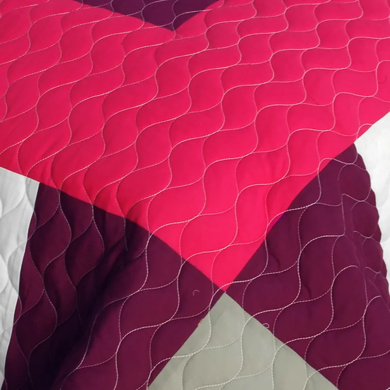 Girls daydream - 3PC Vermicelli-Quilted Patchwork Quilt Set (Full/Queen Size) Photo 4
